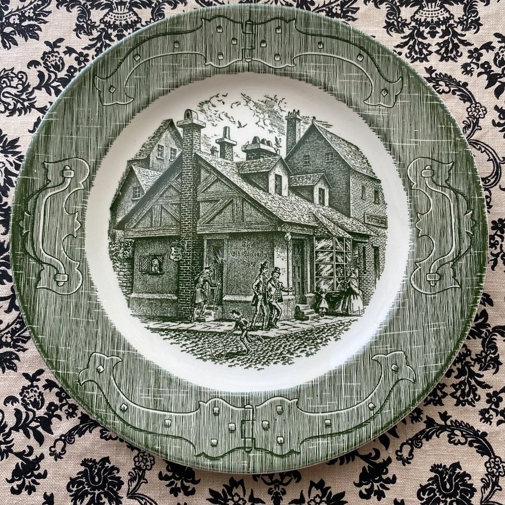 The Old Curiosity Shop 10" Plates, Set of 2